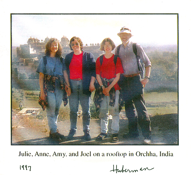 JulieAnneJoel HubermanOrchha India 97